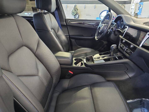 2023 Porsche Macan S