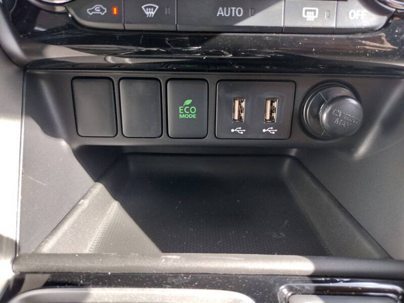 2026 Mitsubishi Eclipse Cross LE
