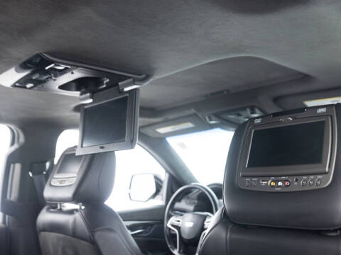 2017 Cadillac Escalade Platinum
