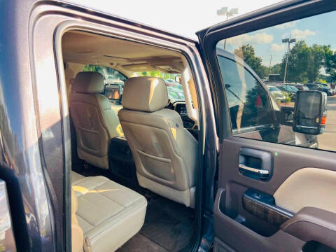 2015 GMC Sierra 2500HD Denali