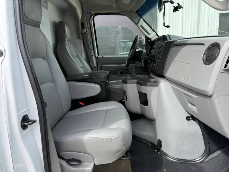 2012 Ford E-Series