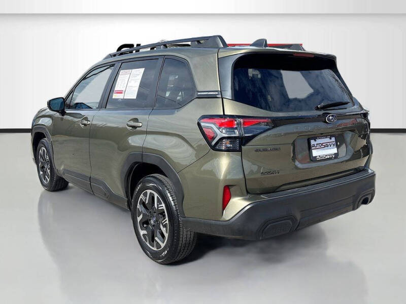 2025 Subaru Forester Premium