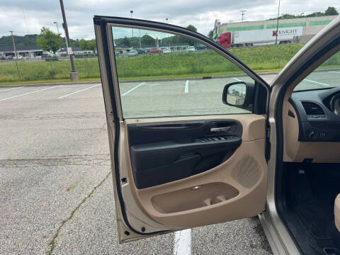 2015 Dodge Grand Caravan American Value Package