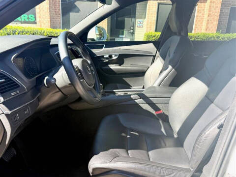 2020 Volvo XC90 T5 Momentum