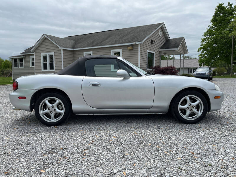 Used 2001 Mazda MX-5 LS with VIN JM1NB353410208517 for sale in Maryville, TN