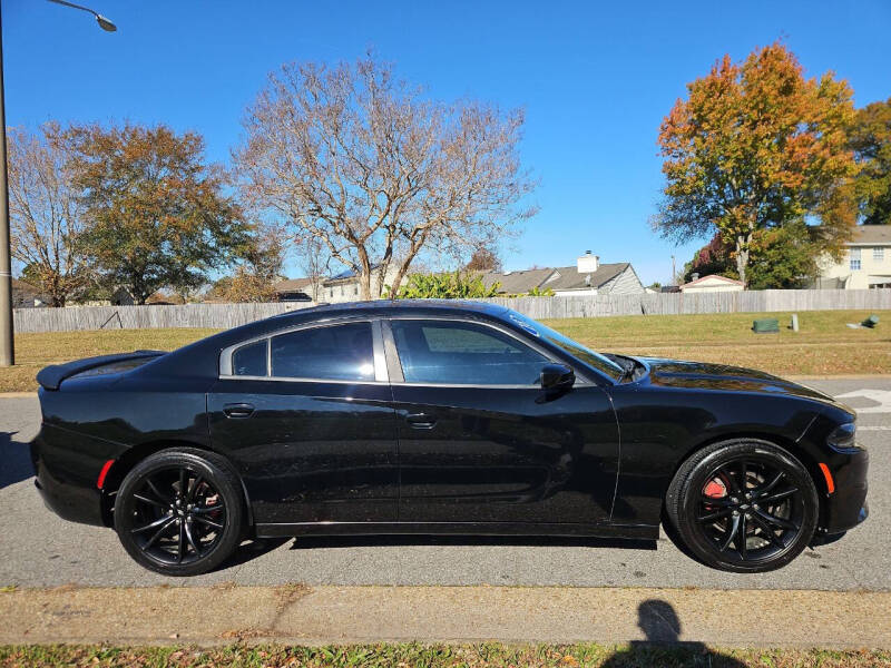 2018 Dodge Charger SXT