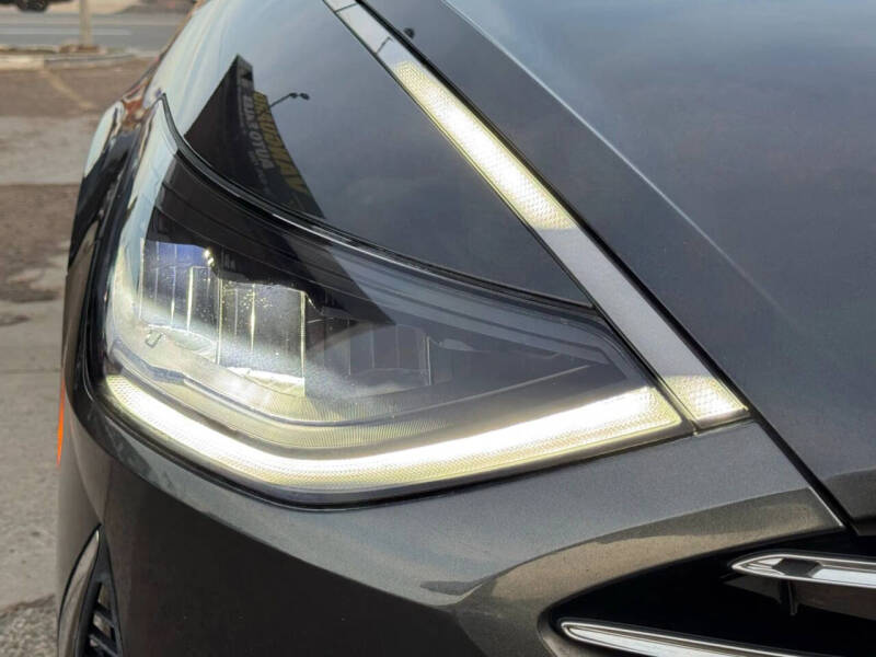 2021 Hyundai Sonata Hybrid Blue