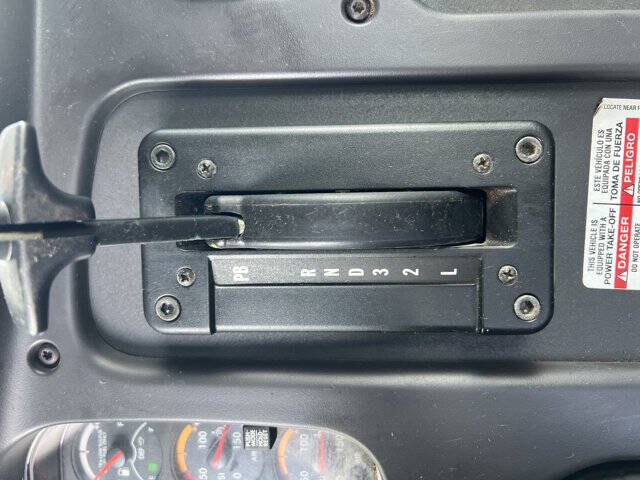 2017 Freightliner M2 106