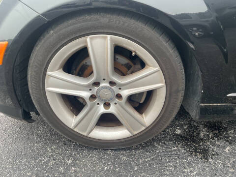 2011 Mercedes-Benz C-Class C 300 Luxury 4MATIC