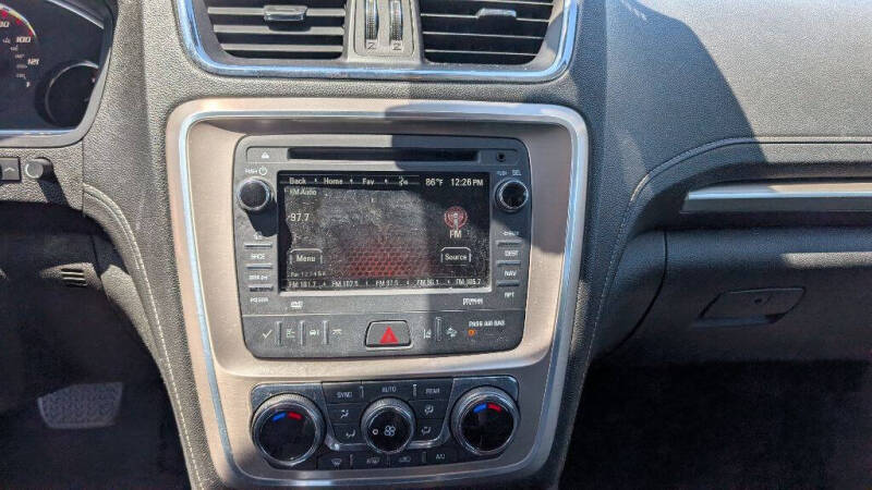 2016 GMC Acadia Denali