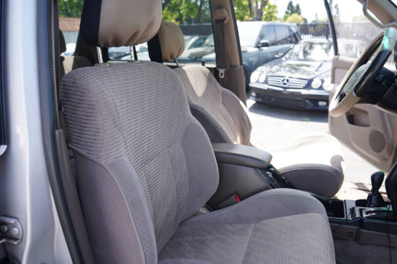 1997 Toyota 4Runner SR5