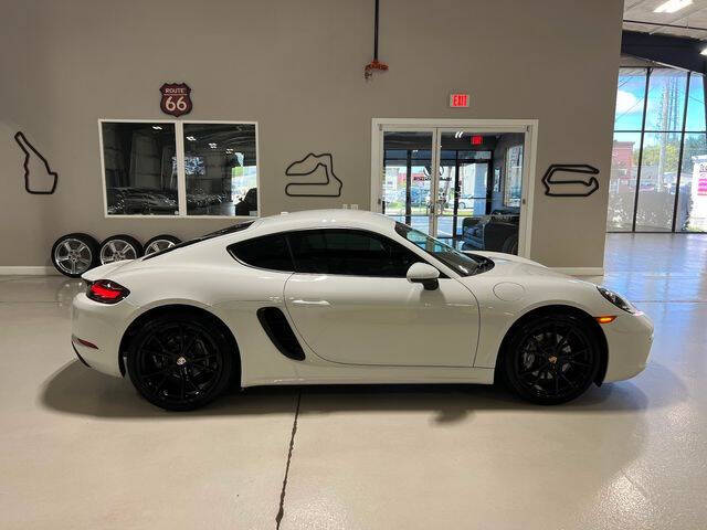 2019 Porsche 718 Cayman