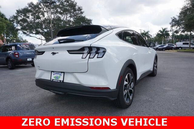 2025 Ford Mustang Mach-E Select