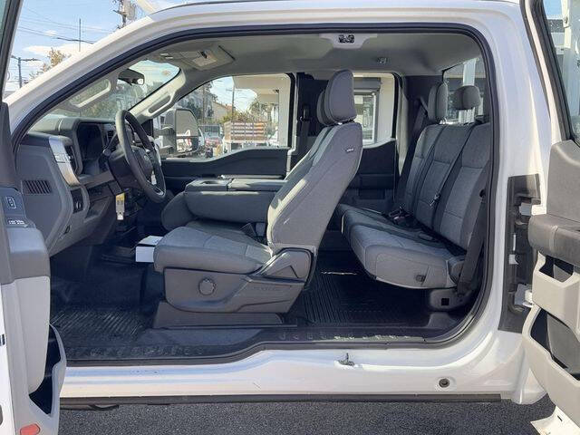 2024 Ford F-350 Super Duty XL