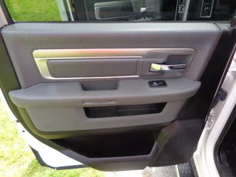 2019 RAM 1500 Classic SLT