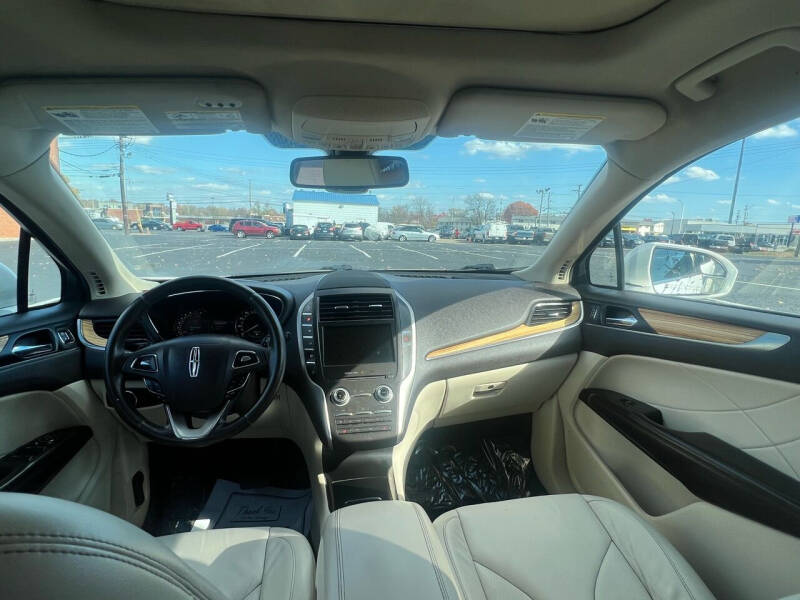 2016 Lincoln MKC Select