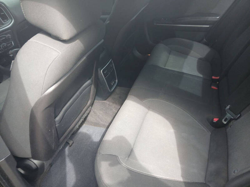 2015 Dodge Charger SE