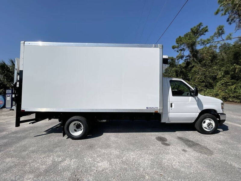 2025 Ford E-Series