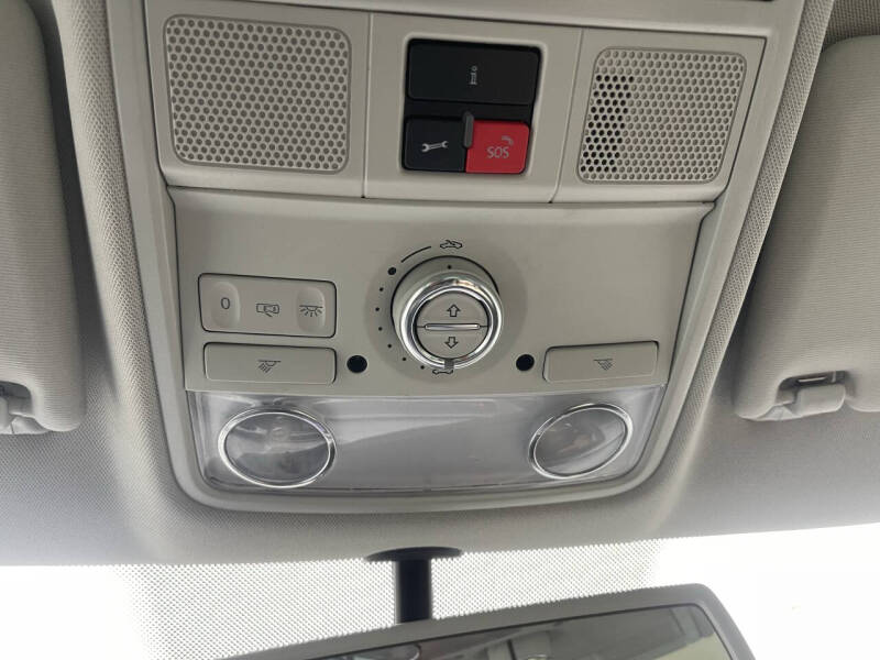 2017 Volkswagen Tiguan 2.0T Wolfsburg Edition