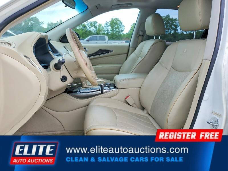 2013 Infiniti JX35