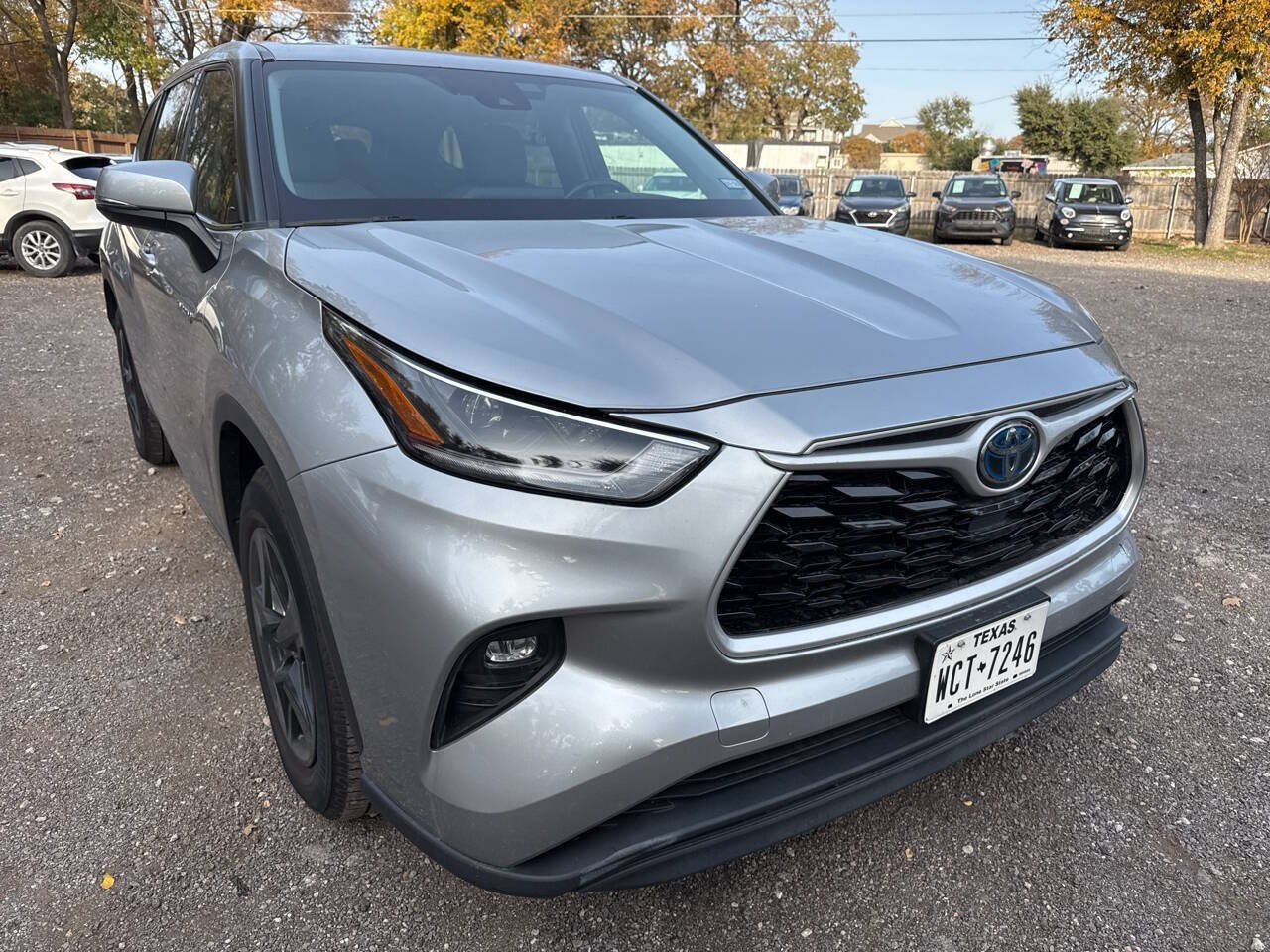 2021 Toyota Highlander Hybrid LE 4dr SUV's photo