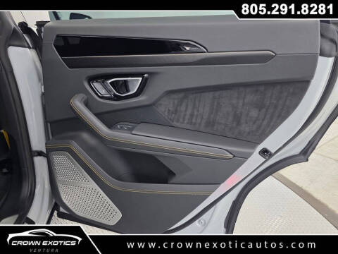 2022 Lamborghini Urus