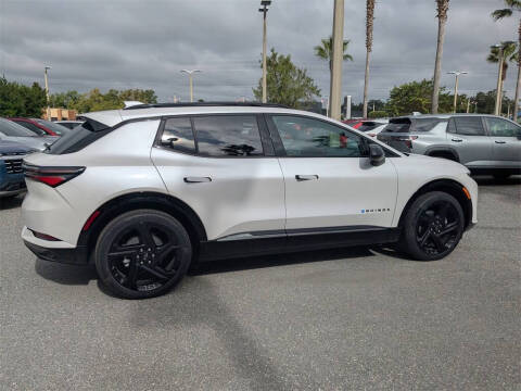 2025 Chevrolet Equinox EV RS