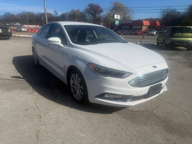 2017 Ford Fusion Hybrid SE