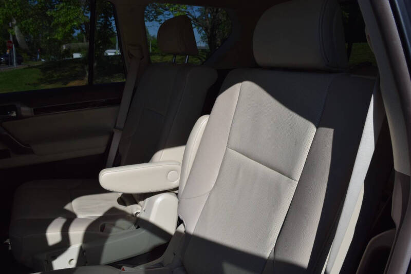 2017 Lexus GX 460