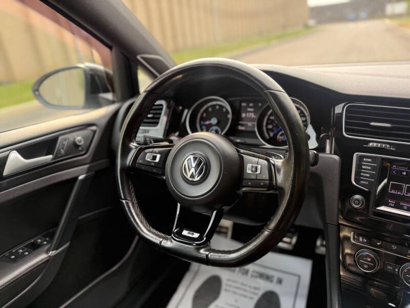 2015 Volkswagen Golf R 4Motion