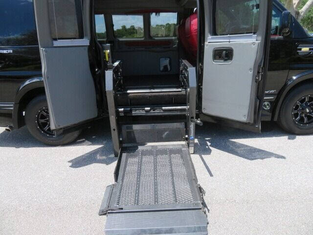 2018 GMC Savana 2500