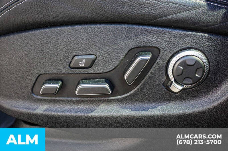 2024 Genesis GV70 2.5T Standard