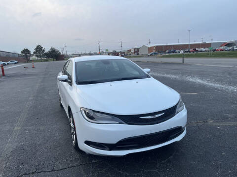 2016 Chrysler 200 S
