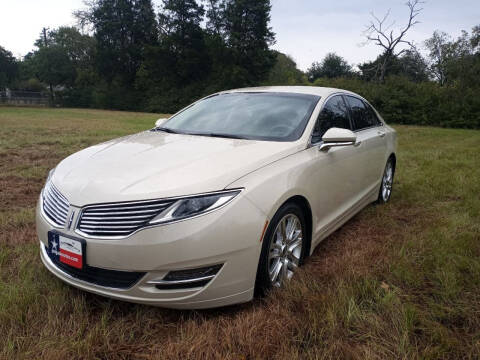 2014 Lincoln MKZ for sale at LA PULGA DE AUTOS in Dallas TX