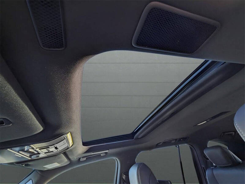 2022 Lexus LX 600 Luxury