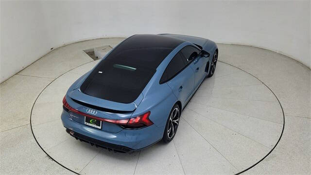 2022 Audi e-tron GT quattro Premium Plus