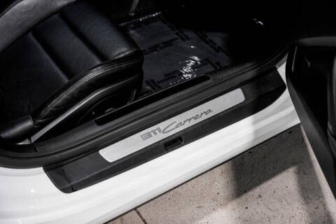 2020 Porsche 911 Carrera