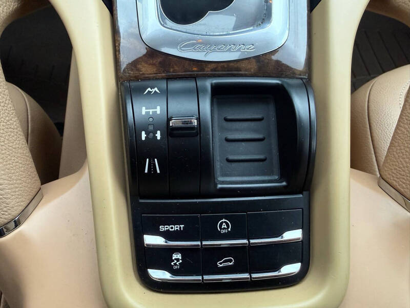2012 Porsche Cayenne