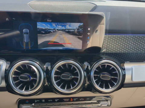 2025 Mercedes-Benz GLB GLB 250