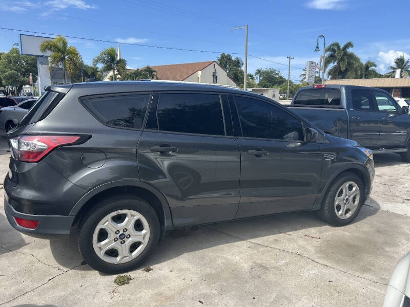 2017 Ford Escape S