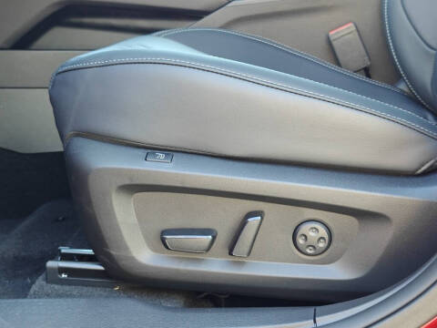 2025 Mitsubishi Outlander PHEV SEL Black Edition