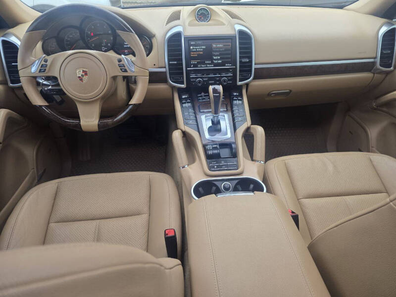 2013 Porsche Cayenne Tiptronic