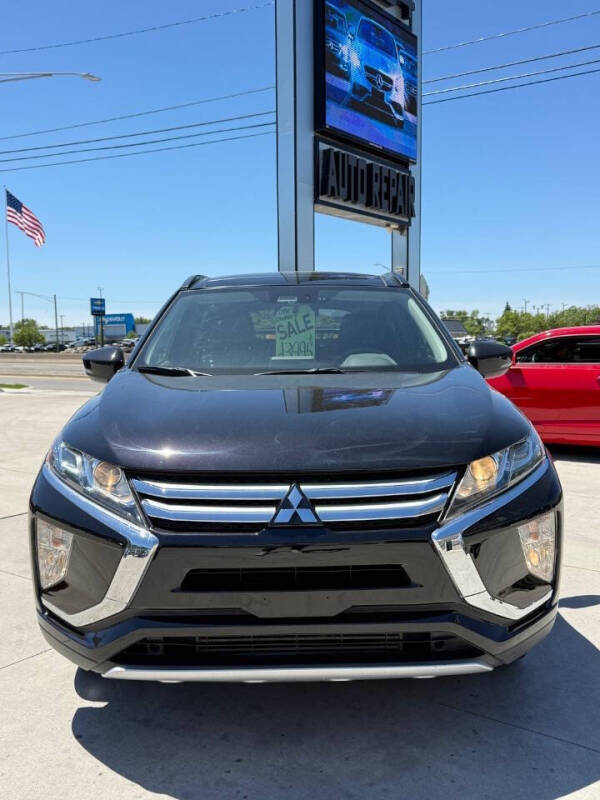 2020 Mitsubishi Eclipse Cross SE