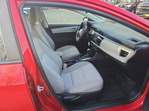 2015 Toyota Corolla LE