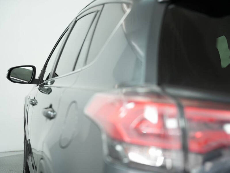 2017 Toyota RAV4 Hybrid XLE