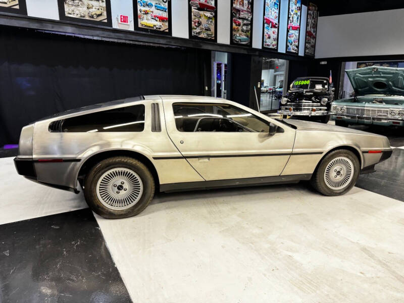 1981 DeLorean DMC-12