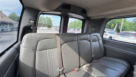 2017 Chevrolet Express LS 2500