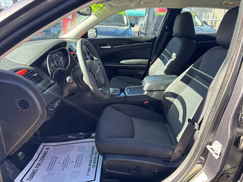 2023 Chrysler 300 Touring