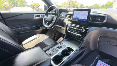 2023 Ford Explorer ST-Line