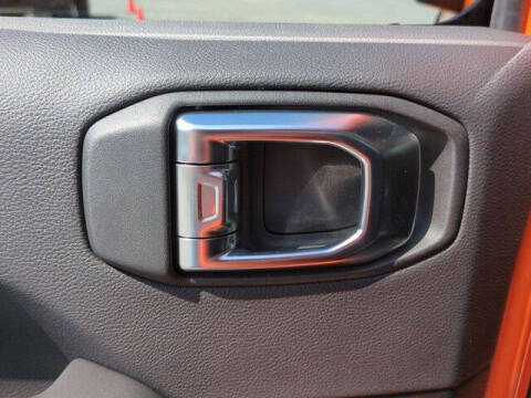 2025 Jeep Gladiator High Tide